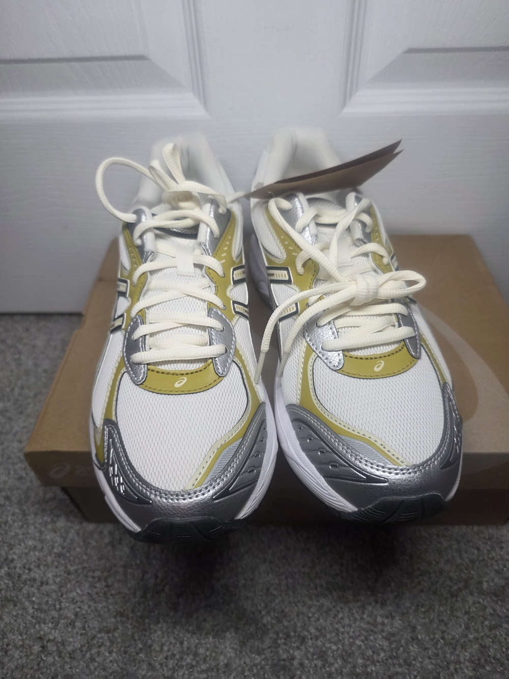 Asics GT-2160 1203A320-106 Sneakers Cream Dark Mustard Running Shoes Size 8.5 - Picture 3 of 6